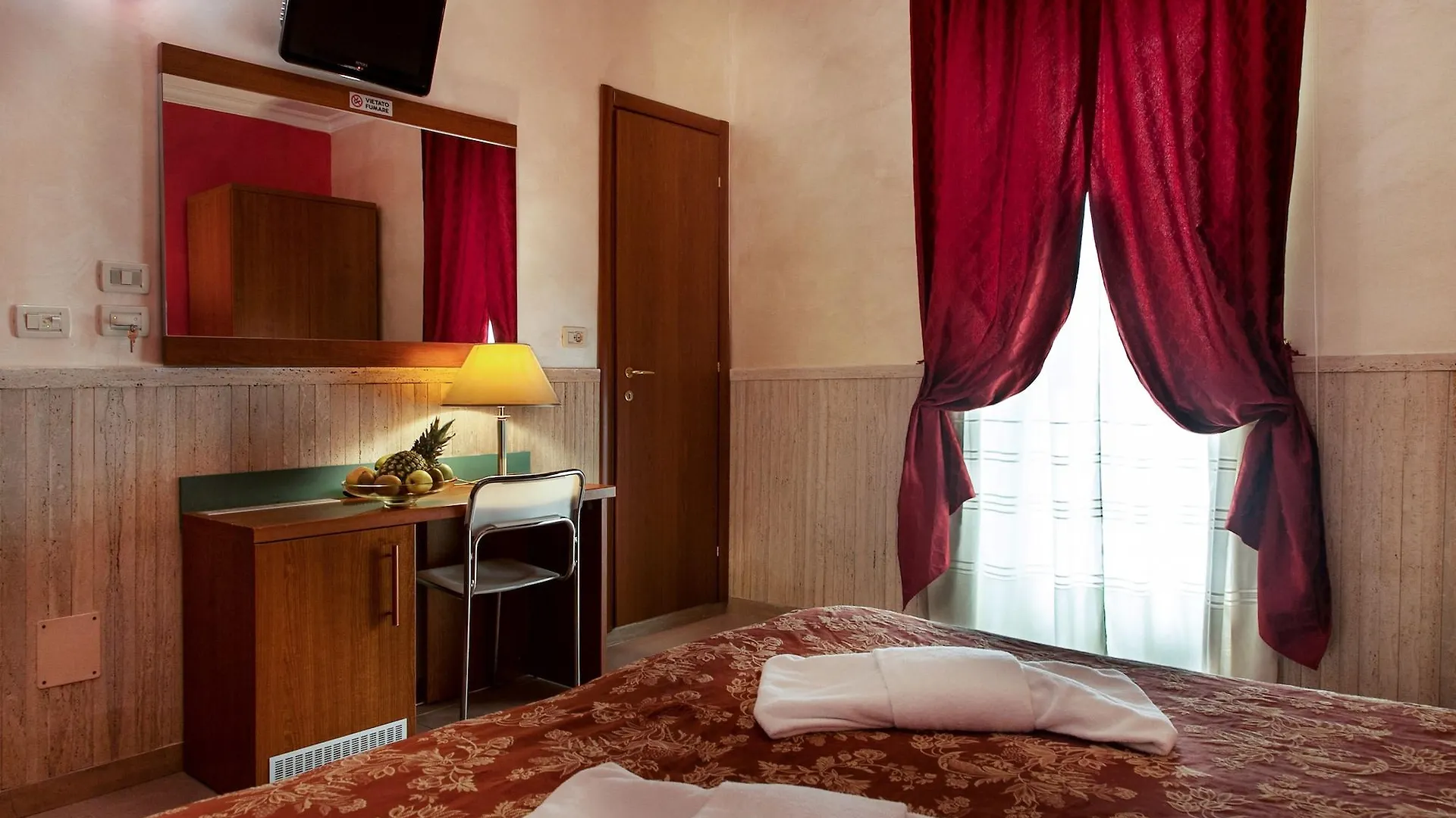 Hotel Pyramid Roma