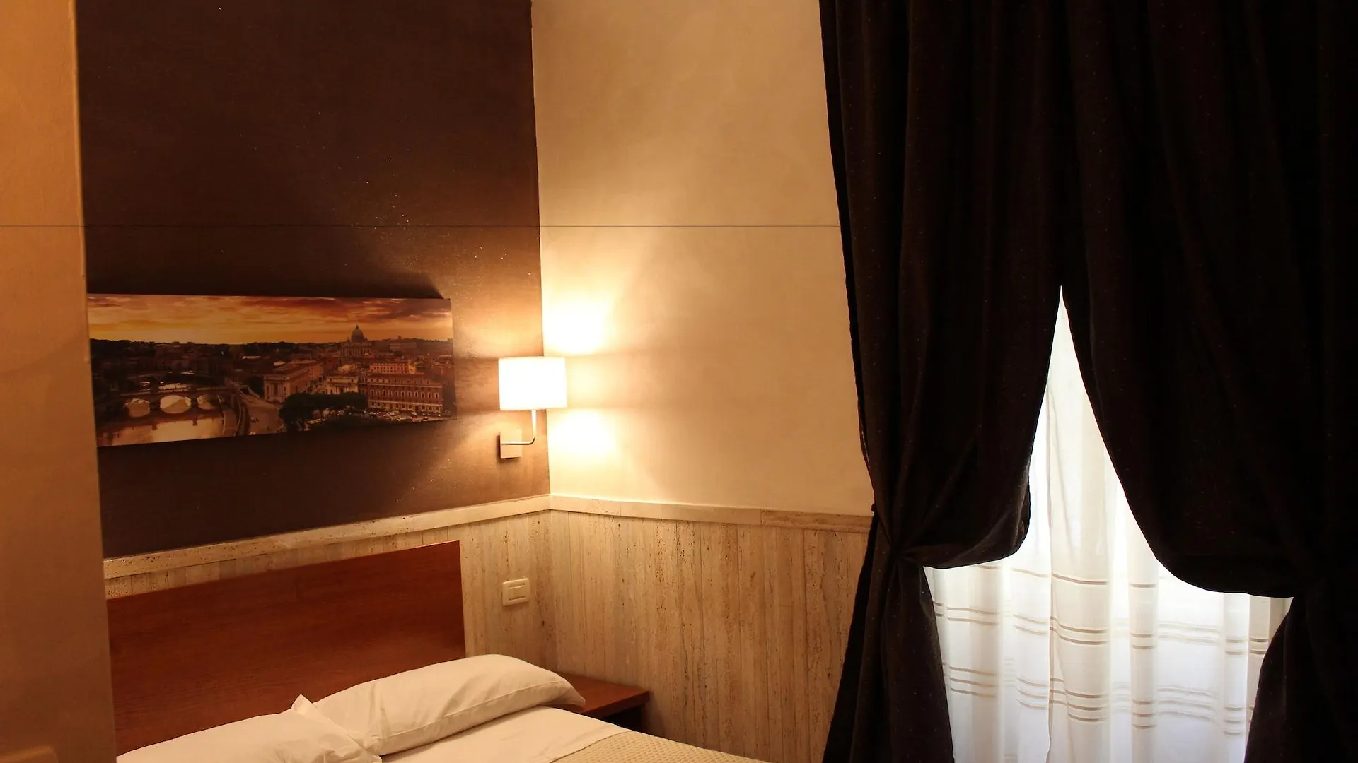 Hotel Pyramid Roma Italia