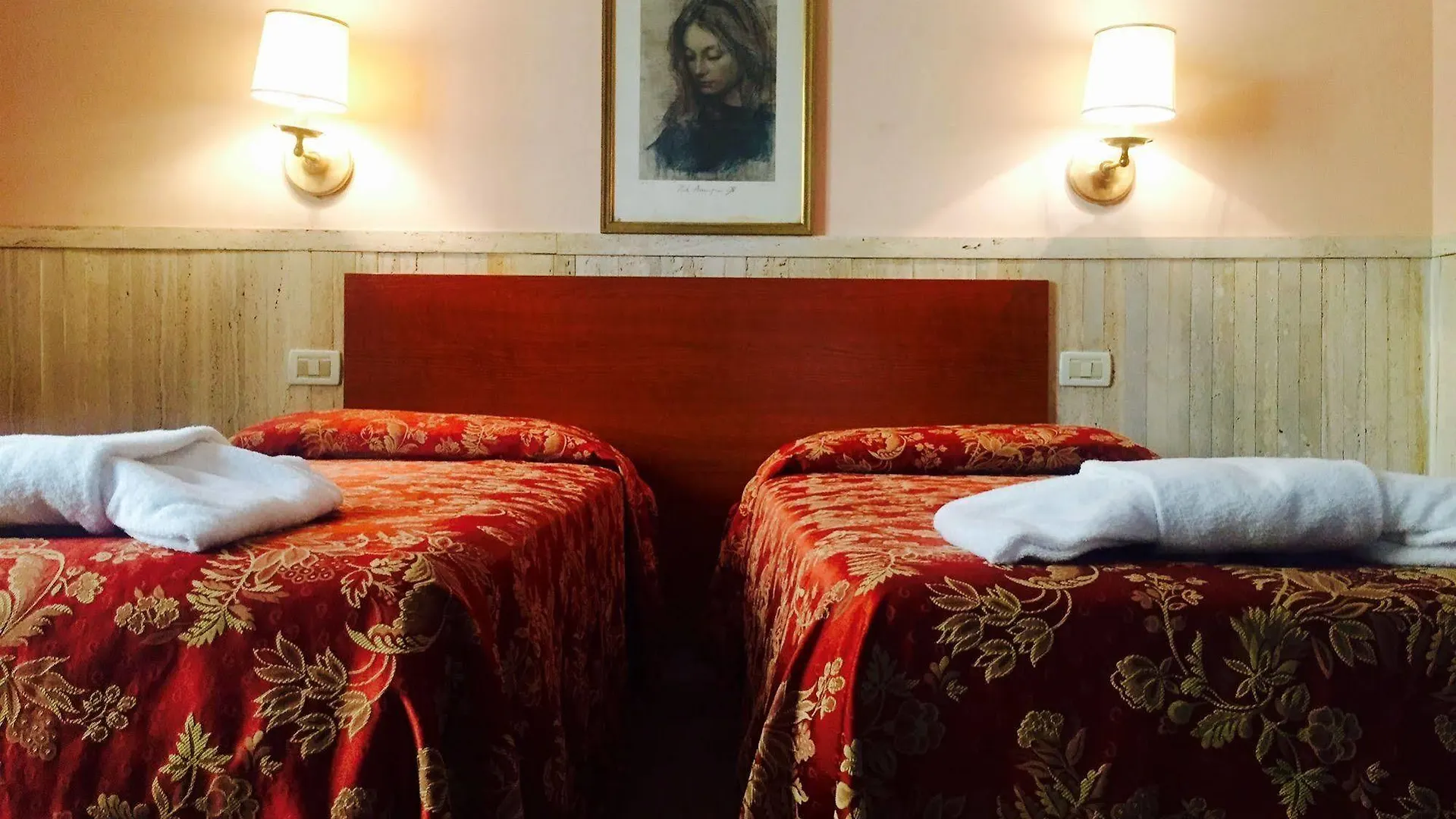 Hotel Pyramid Rome